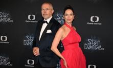Moderátoři StarDance Marek Eben a Tereza Kostková.