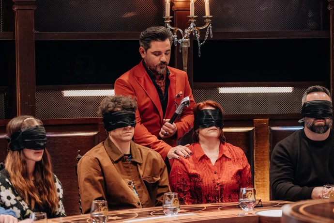 FOTO: Dáša má s televizními soutěžemi podstatně více zkušeností, než její spoluhráči zřejmě tuší. – stránka 14