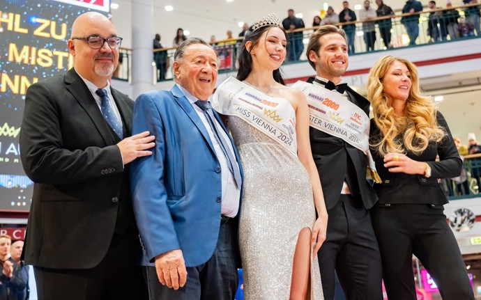 FOTO: Miss Lucia Sisic. – stránka 1
