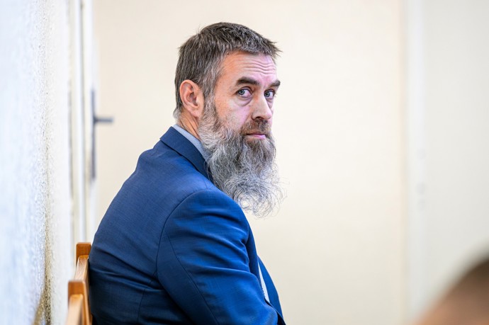 FOTO: Obžalovaný Vojtěch Kopp. – stránka 2