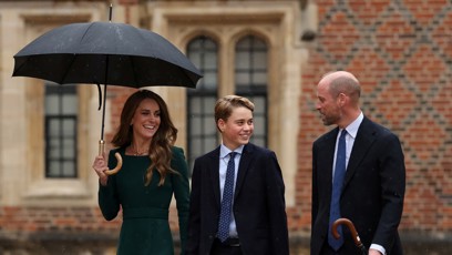 FOTO: Královská rodina doprovází prince George na Eton  College.