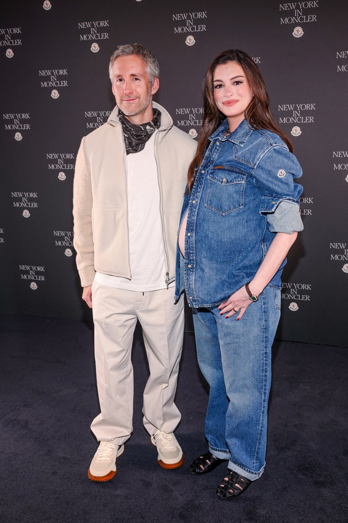 FOTO: Anne Hathaway s manželem Adamem Shulmanem. – stránka 2