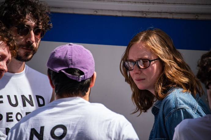 FOTO: Herečka a stand-up komička Hannah Einbinder. – stránka 1