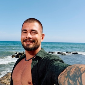 Maxo se do Love Islandu přihlásil sám.