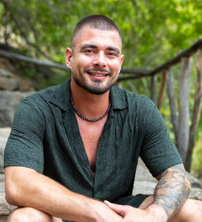 FOTO: Účastník Love Islandu 2026 Maxo Slezák. – stránka 11