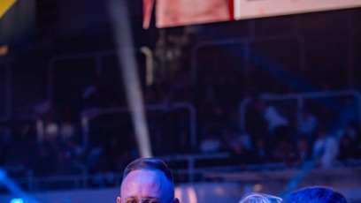 FOTO: Monika Naomi podporovala Karlose Vémolu po boku jeho syna a manažera.