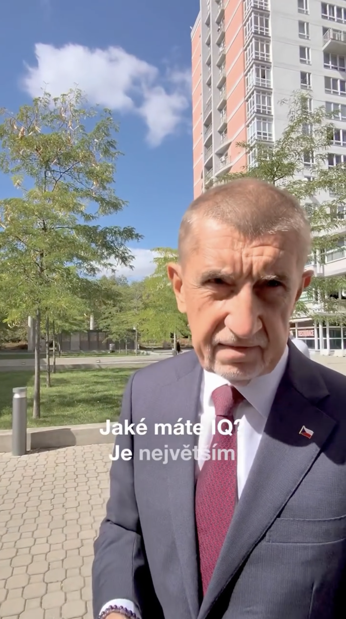 FOTO: Premiér se novinářky v ostré výměně zeptal, jaké má IQ. – stránka 2