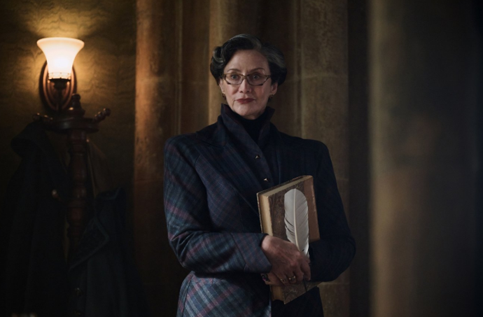 FOTO: Janet McTeer jako profesorka McGonagall v seriálu Harry Potter.