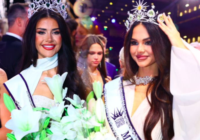 FOTO: Hana Dědková střídá na Miss Grand International Dominique Alagiu.