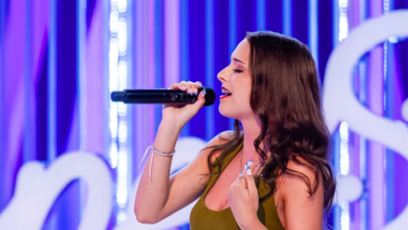 FOTO: Zpěvačka Ellen Pospíšilová se dostala do top 50.