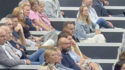 FOTO: Svobodu během dramatického daviscupového utkání přemohla únava.