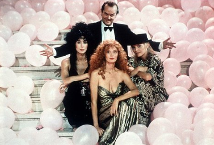 FOTO: Susan Sarandon ve filmu Čarodějky z Eastwicku.