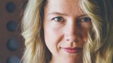 Marta (50): Po třiceti letech jsem opustila muže, abych konečně žila. Místo pochopení mě vlastní dítě označilo za sobce