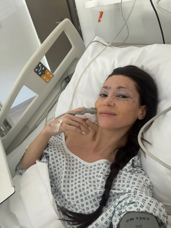 FOTO: Tereza Kerndlová dvě hodiny po operaci víček.