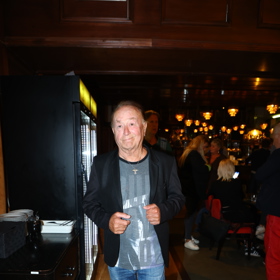 Zpěvák Petr Janda na premiéře filmu Oasis.