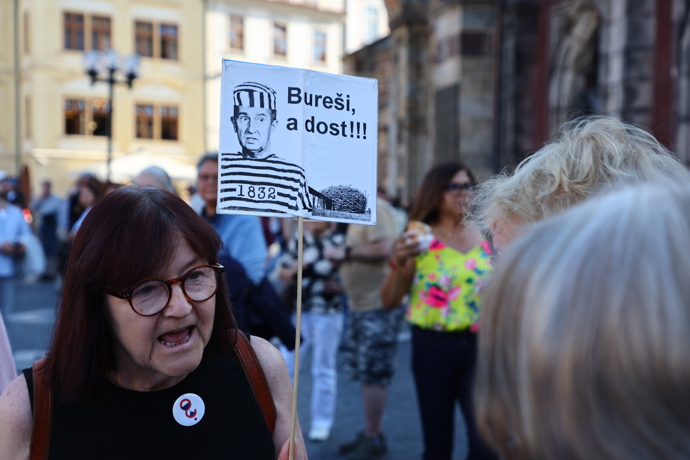 FOTO: Demonstrace na Staroměstském náměstí v Praze - 28.září 2026. – stránka 25