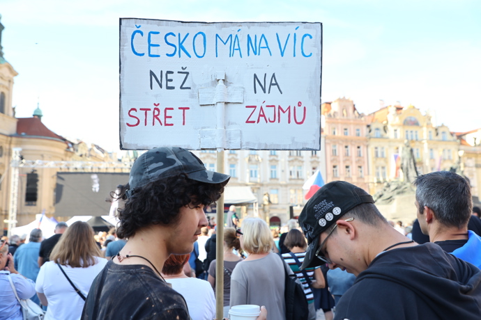 FOTO: Demonstrace na Staroměstském náměstí v Praze - 28.září 2026. – stránka 24
