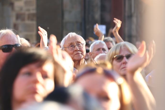 FOTO: Demonstrace na Staroměstském náměstí v Praze - 28.září 2026. – stránka 1