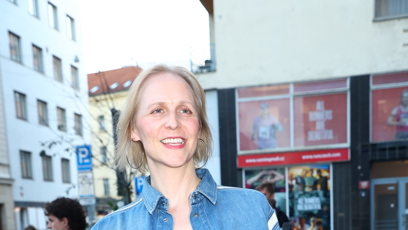 FOTO: Daniela před premiérou rozdávala úsměvy.