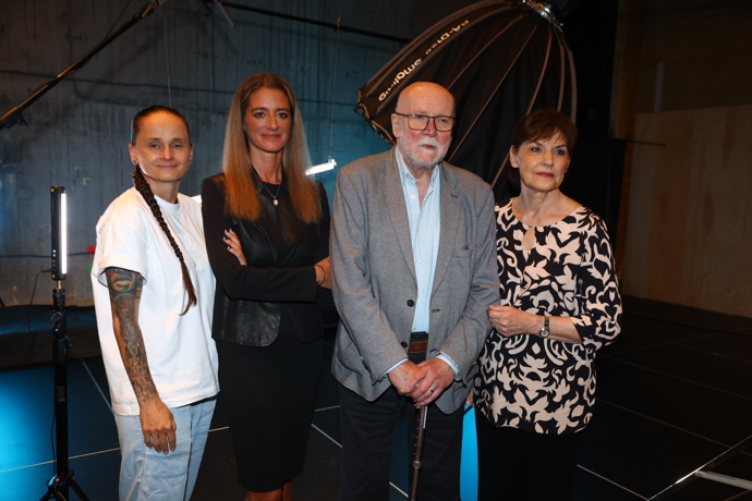 FOTO: Režisérka Šárka Šedivá, soudní znalkyně Klára Neureutterová, forenzní psycholog Karel Netík a kriminalistka Jiřina Hofmanová.