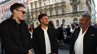 FOTO: Zdeněk se náramně bavil ve společnosti Lukáše Tůmy a Vojtěcha Tichavy.