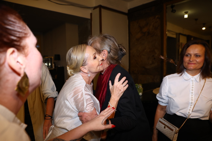 FOTO: Helena Třeštíková se s Bárou Basikovou velmi sblížila. – stránka 6