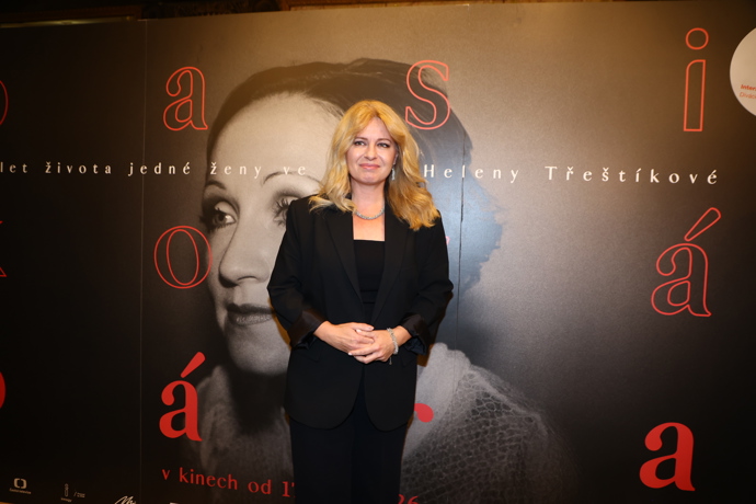 FOTO: Zuzana Čaputová na premiéře dokumentu Báry Basikové. – stránka 8