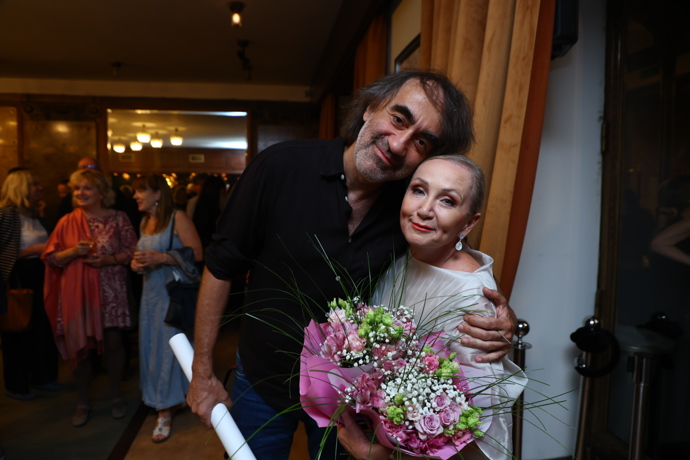 FOTO: Jakub Kohák a Bára Basiková na premiéře dokumentu Bára Basiková. – stránka 1