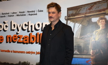 Tomáš Měcháček na slavnostní premiéře nové komedie Proč bychom se nezabili.