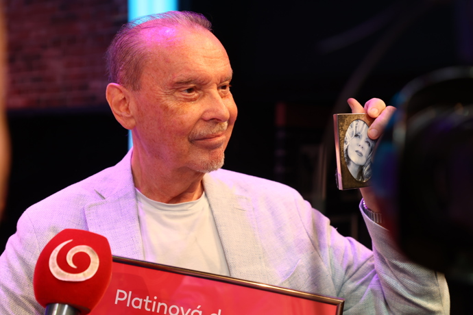 FOTO: Štefan Margita ukázala krásnou Hanky fotku. – stránka 7