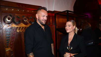 FOTO: Influencerka Dominika Myslivcová nechala partnera otestovat nový parfém.