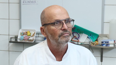 FOTO: Zdeněk Pohlreich připravil topinky, které by se mohly podávat s  ochutnávkou piv z pivovaru Malý Janek.