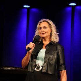 Zuzana Ceralová Petrofová kandiduje do Senátu za obvod Hradec Králové.