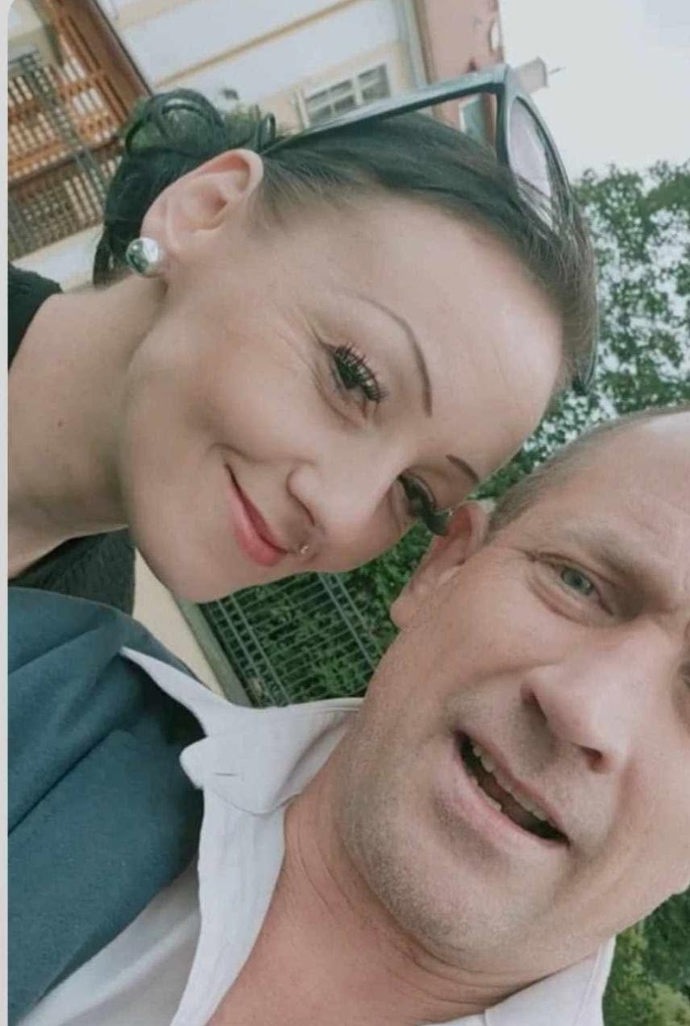 FOTO: Tereza uvedla, že při události utrpěla modřinu na noze. – stránka 4