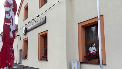 FOTO: Hospůdka U kaštanu nabízí i venkovní posezení.