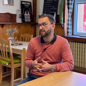 Provozní a zároveň šéfkuchař hospůdku U kaštanu, Zdeňek Kotulan.