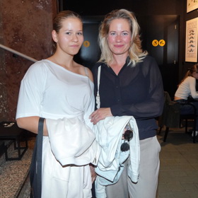 Zuzana Kajnarová nedávno s dcerou vyrazila do kina na premiéru filmu Pravda nebo lež. 