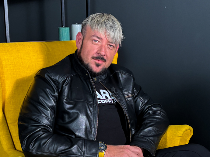 FOTO: eXtra host Lukáš Malínek – stránka 9