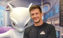 Jan Solfronk na otevření prvního muzea soukromé sbírky karet Pokémon na světě.