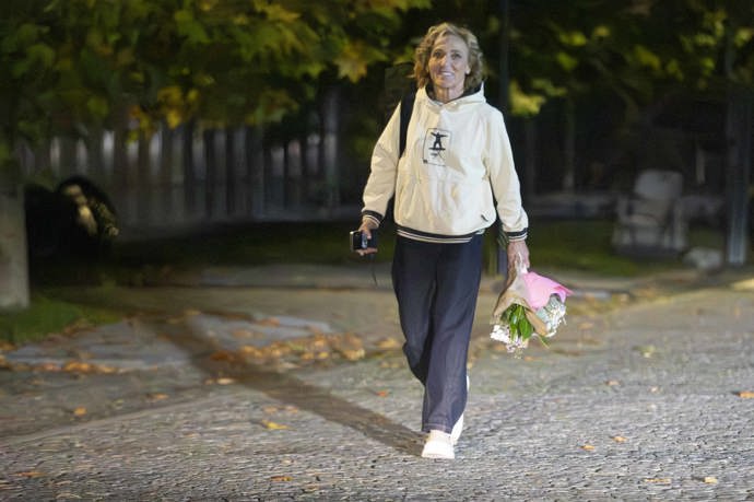 FOTO: Hana Dvorská byl i přes vyloučení vysmátá. – stránka 38