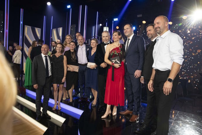 FOTO: Druhý večer StarDance. – stránka 20