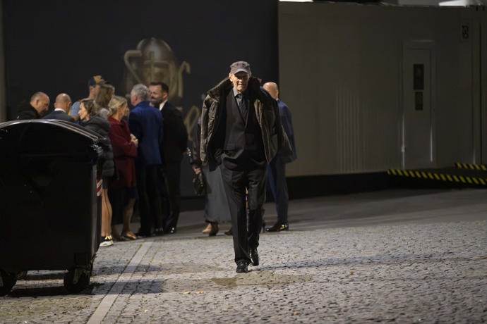 FOTO: Dorazil dokonce herec Jiří Schmitzer. – stránka 6