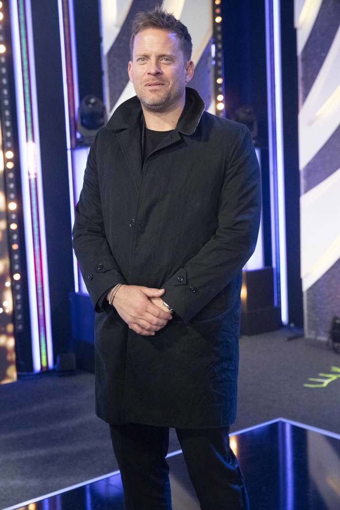 FOTO: Jakub Prachař přišel podpořit svou manželku Saru Sandevu. – stránka 20