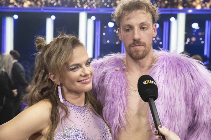 FOTO: Marta Jandová a Martin Prágr při rozhovoru pro eXtra.cz. – stránka 14