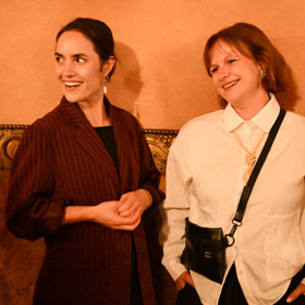 Kristýna Badinková Nováková po dlouhé době na premiéře.