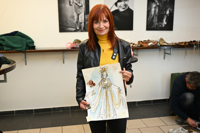 FOTO: Ljuba Krbová v divadla Broadway.