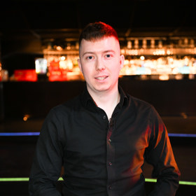 Moderátor a spolumajitel G MMA Jakub Jíra.