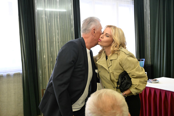 FOTO: Dorazila také Kateřina Kristelová. – stránka 7