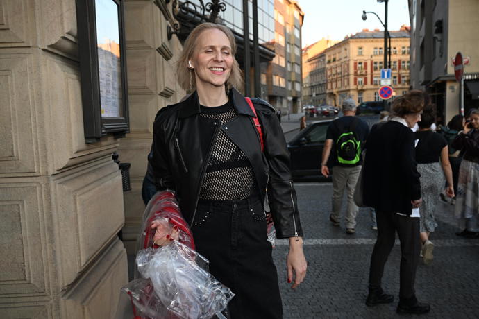 FOTO: Daniela Špinar přišla v černém. – stránka 19