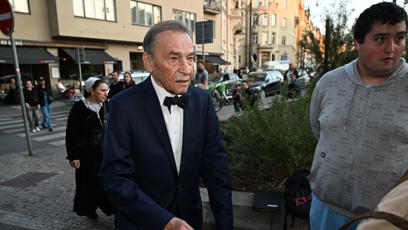 FOTO: František Němec se snažil vyhnout davům.
